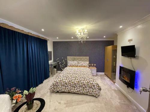 Beautiful place to live near Heathrow Windsor Legoland & Free Parking Onsite — hotel in Burnham-On-Sea