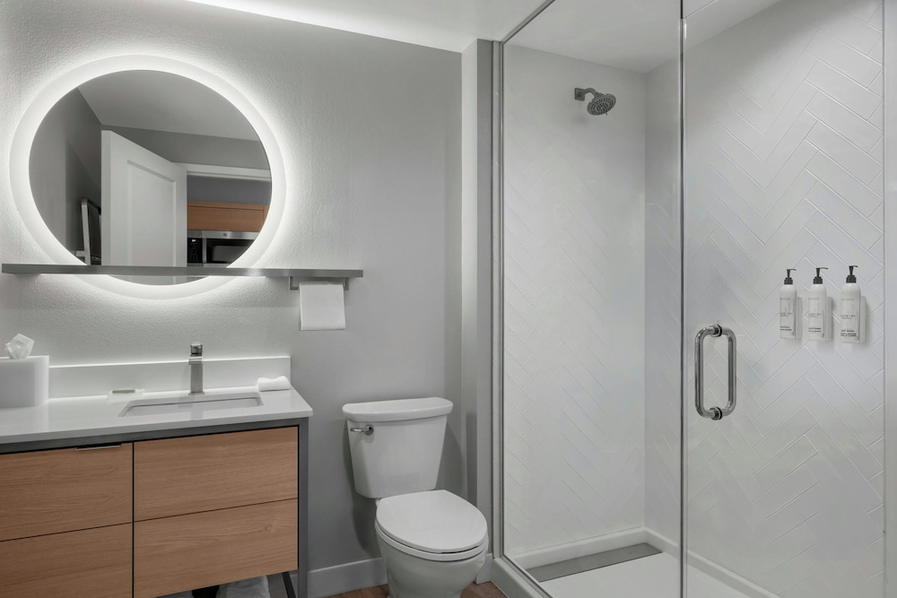 TownePlace Suites by Marriott Midwest City - photo 17