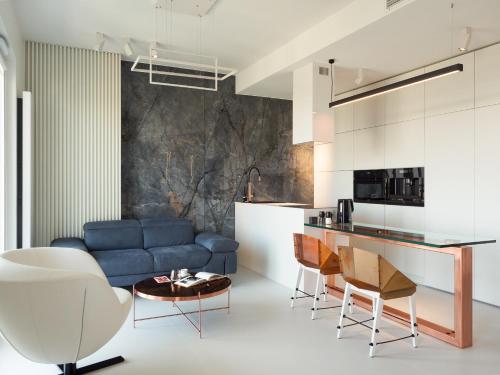 Bliska Wola Tower UNIQUE Apartments 4YOU 18 piętro z pięknym widokiem na centrum Warszawy in Warsaw, Poland