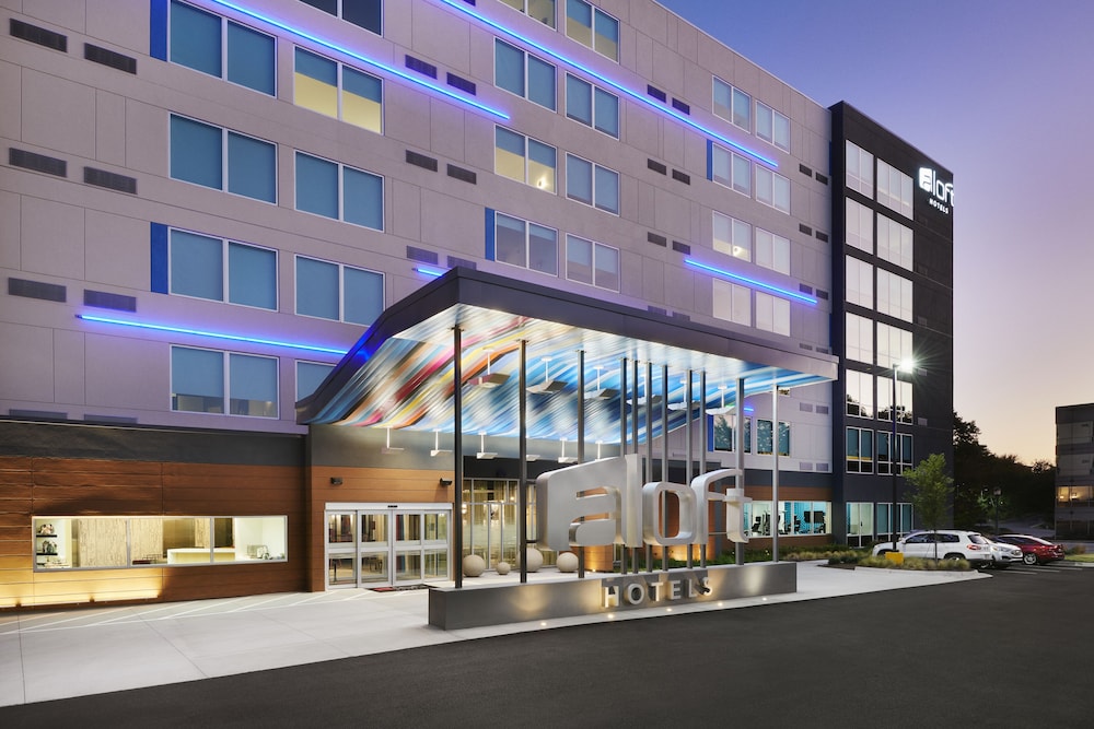 Aloft Atlanta Perimeter Center - photo 16