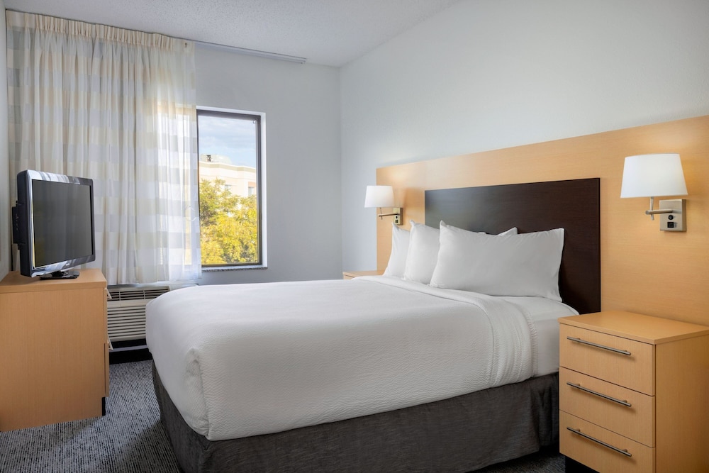 TownePlace Suites York - photo 12