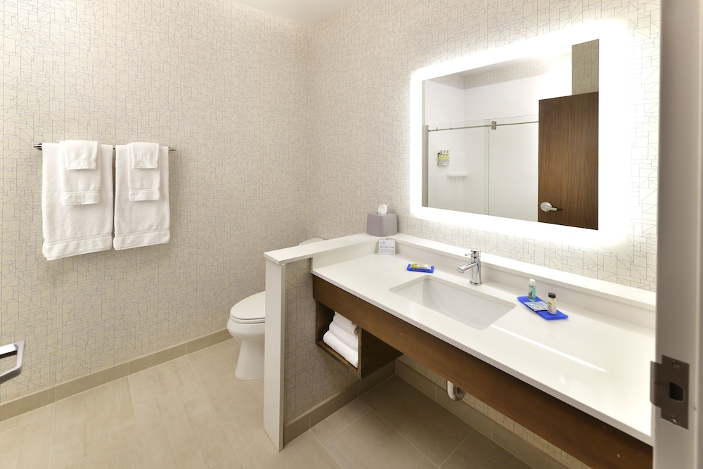Holiday Inn Express & Suites Millersburg by IHG - photo 13