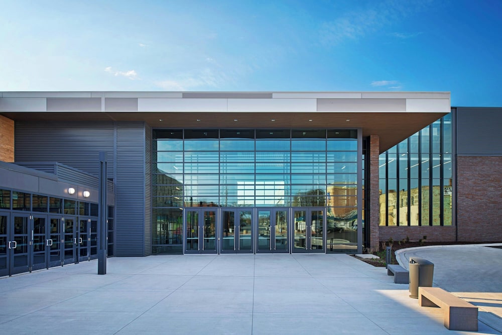 Delta Hotels by Marriott Muskegon Convention Center - photo 53