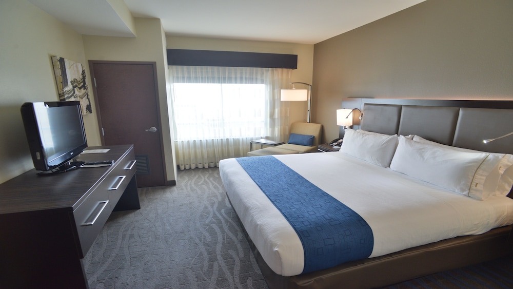 Holiday Inn & Suites San Antonio Northwest by IHG - photo 12