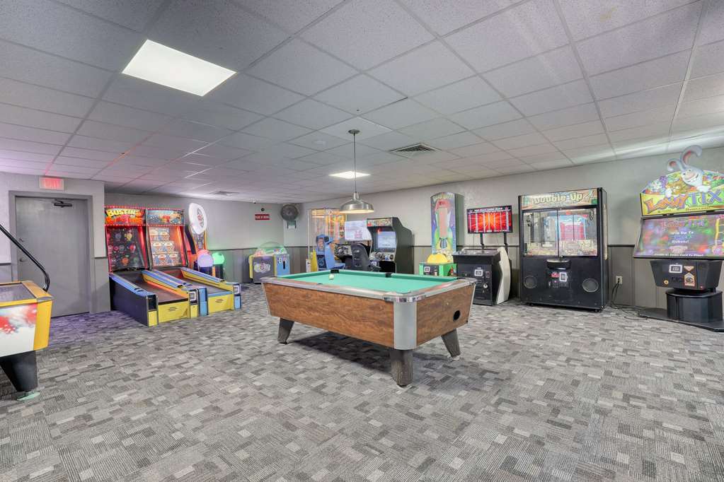 Quality Inn & Suites Green Bay Downtown - photo 67