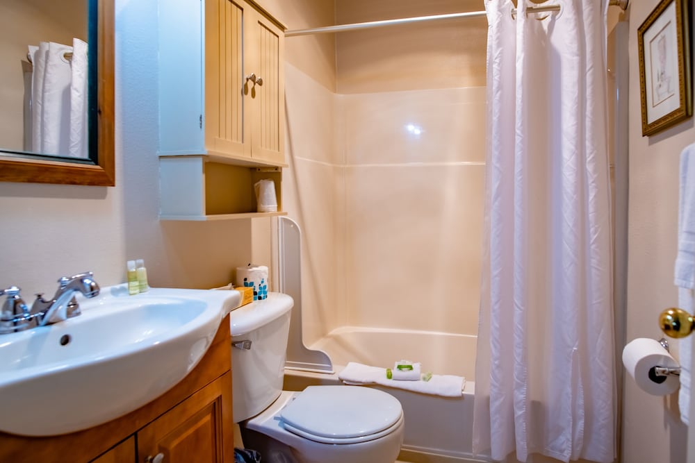 Gilbert Inn Seaside - photo 58
