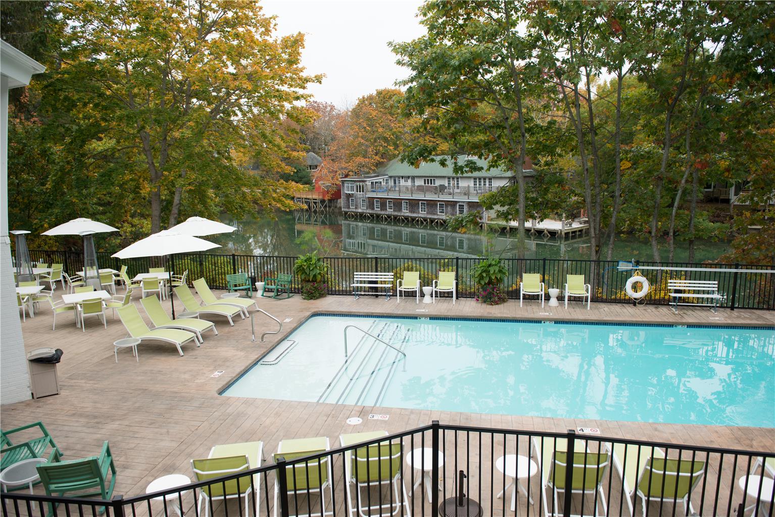 The Lodge at the Cove - photo 17