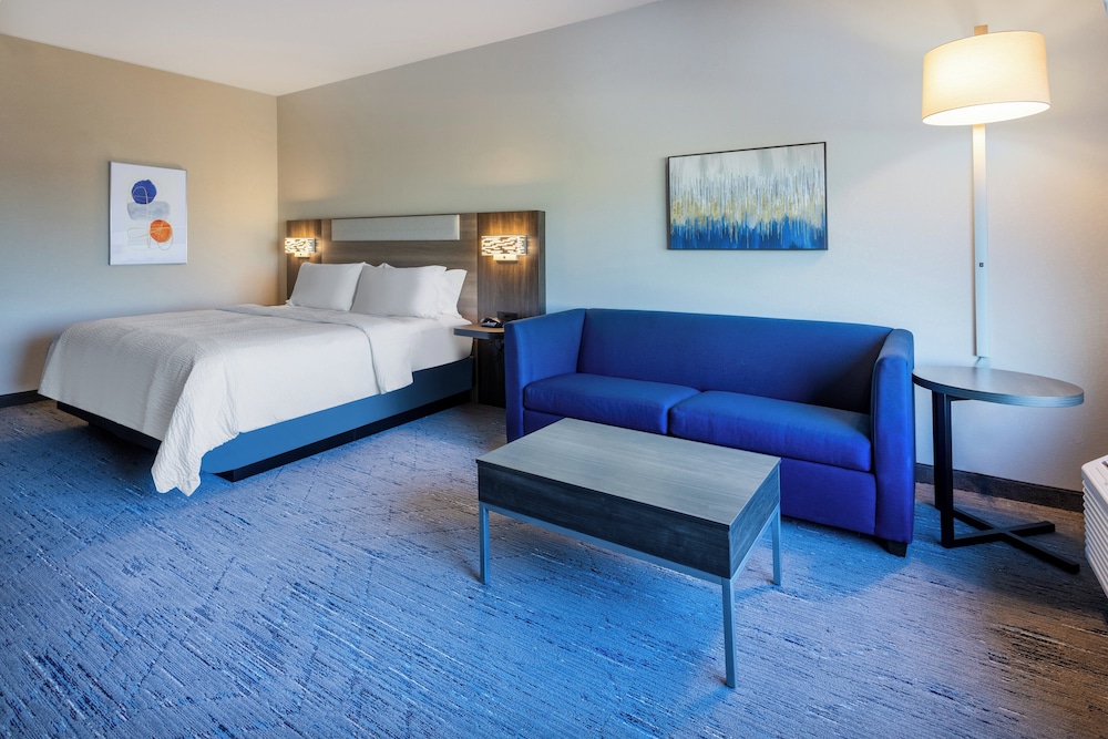 Holiday Inn Express & Suites Benson by IHG - photo 15
