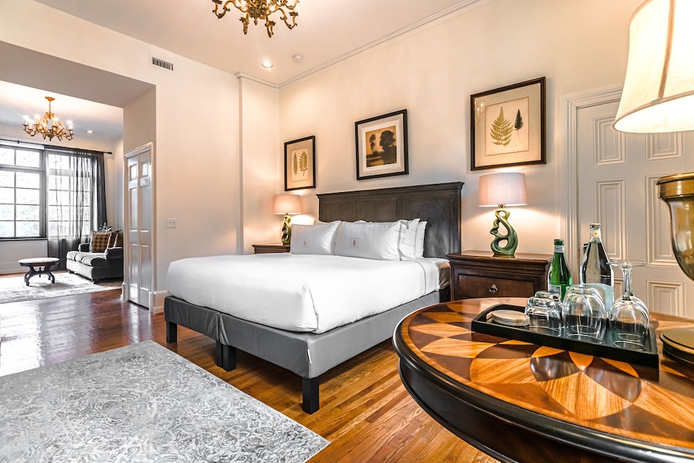 The Dwight D Hotel - photo 17