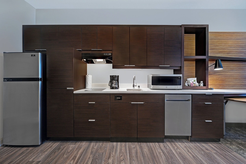 TownePlace Suites by Marriott Sacramento Airport Natomas - photo 21
