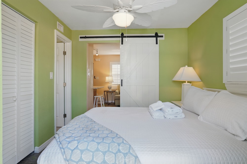 Coco Sands Beachside Cottages - photo 11
