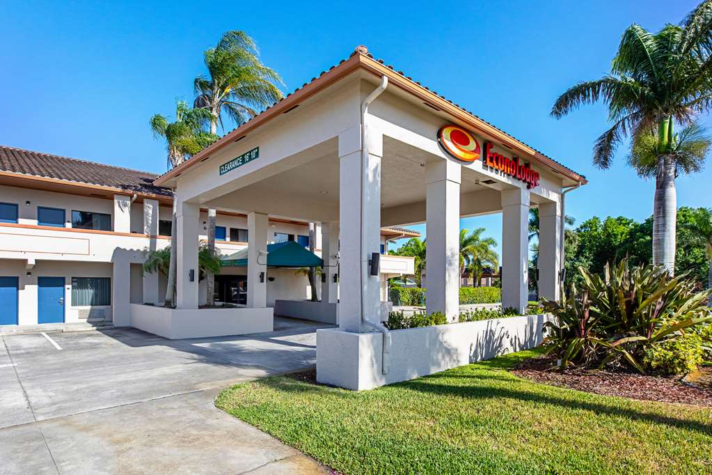 Econo Lodge Vero Beach Downtown in Vero Beach, United States