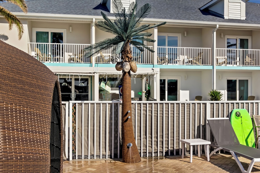 Ocean Sands Beach Boutique Inn 1 Acre Private Beach - photo 98