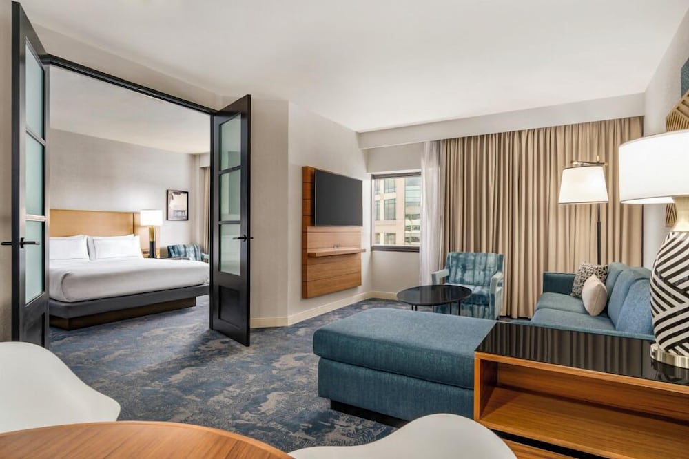 DoubleTree by Hilton Tampa Rocky Point Waterfront - photo 25