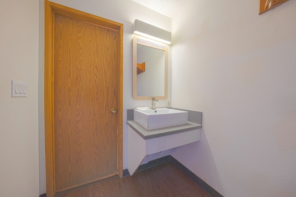 Budget Inn Oregon City Portland - photo 39