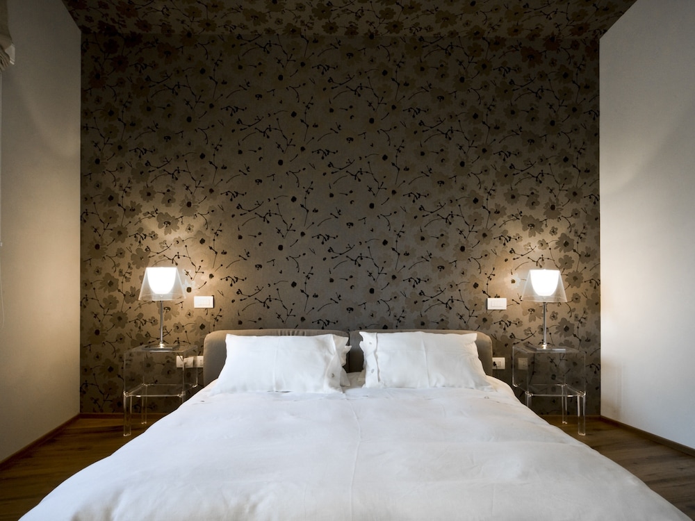 Le Civette — 4-Star Luxury Hotel in Morro D'alba, Italy