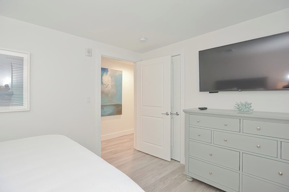 Harbourtown Suites - photo 21