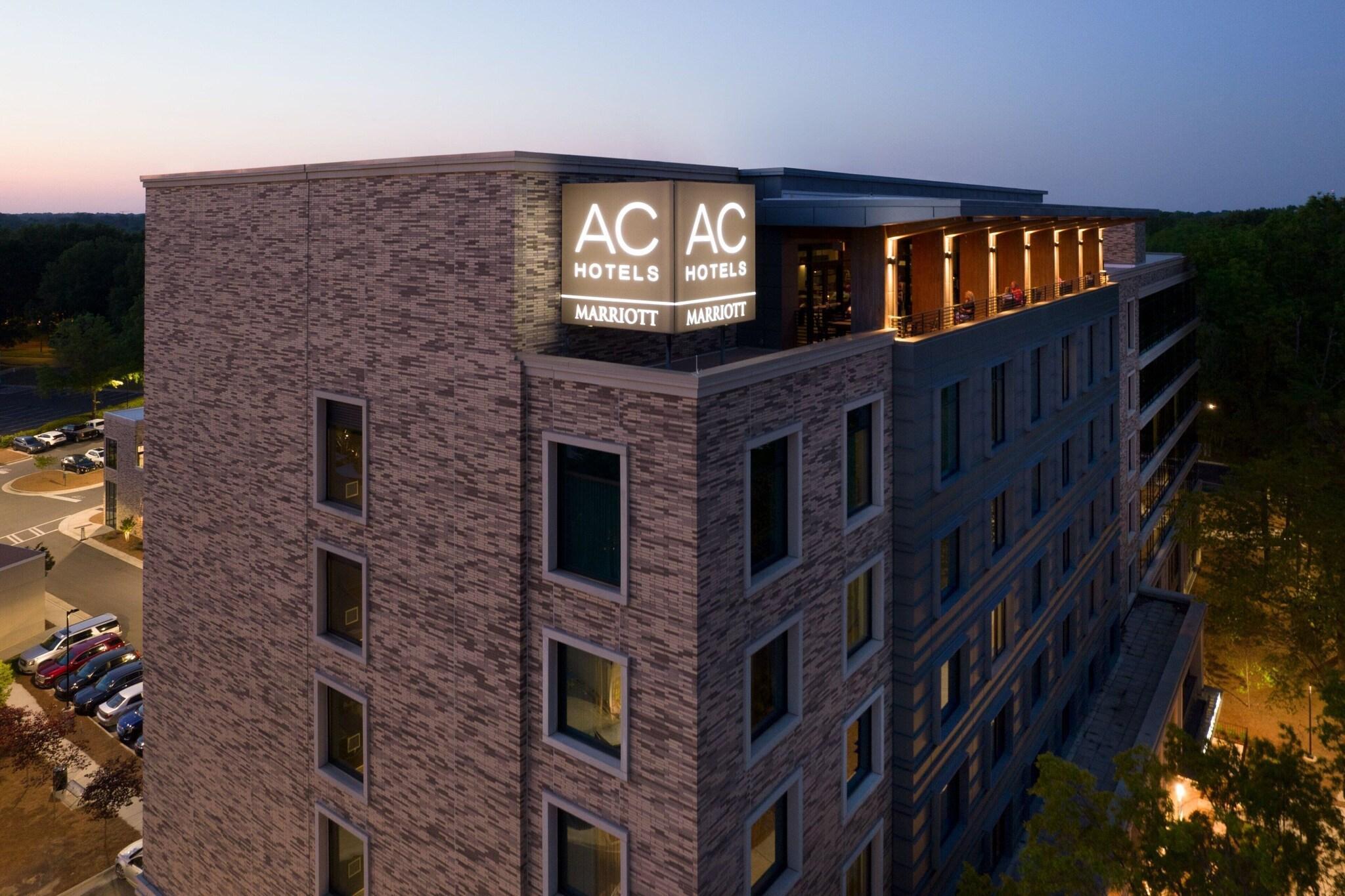 AC Hotel by Marriott Charlotte SouthPark - photo 15