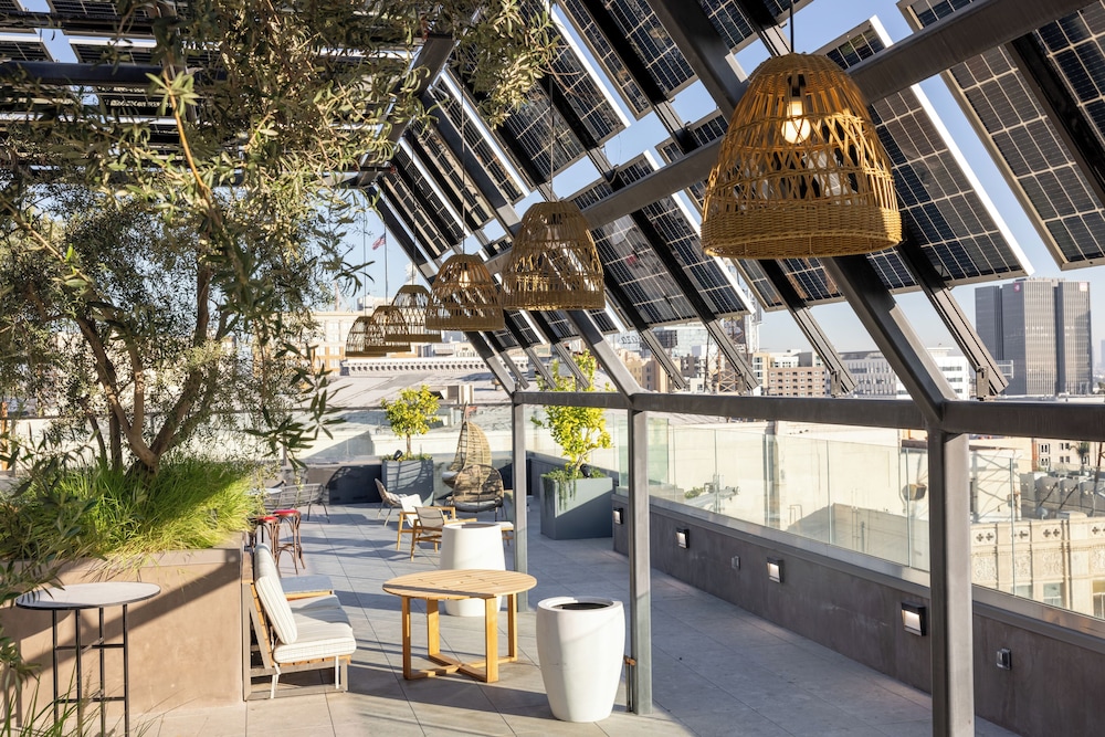 Whisky Hotel — 4-Star Luxury Hotel in Los Angeles, United States
