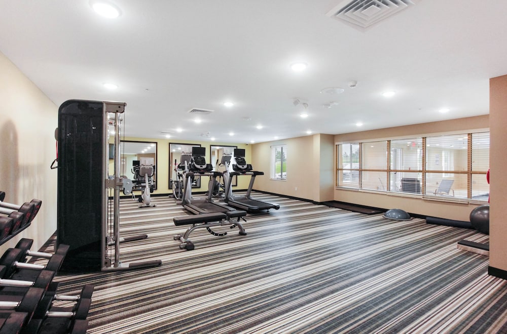 Candlewood Suites Brighton by IHG - photo 22