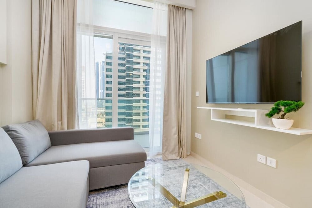 Soothing 1BR at Downtown Dubai Business Bay — 4-Star Luxury Hotel in Dubai, United Arab Emirates
