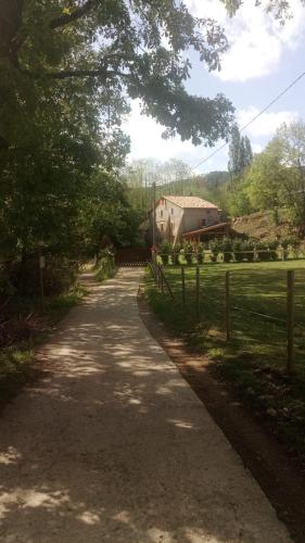 Mas El Cornut - carbon neutral hotel in Campdevanol