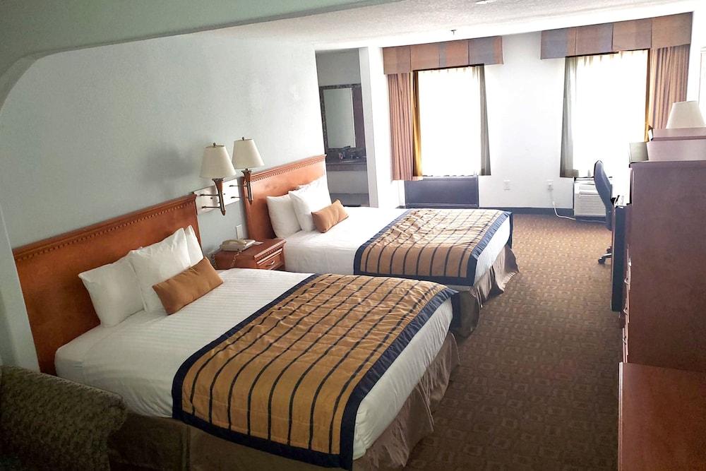 Coratel Inn & Suites by Jasper New Braunfels IH 35 EXT 189 - photo 8