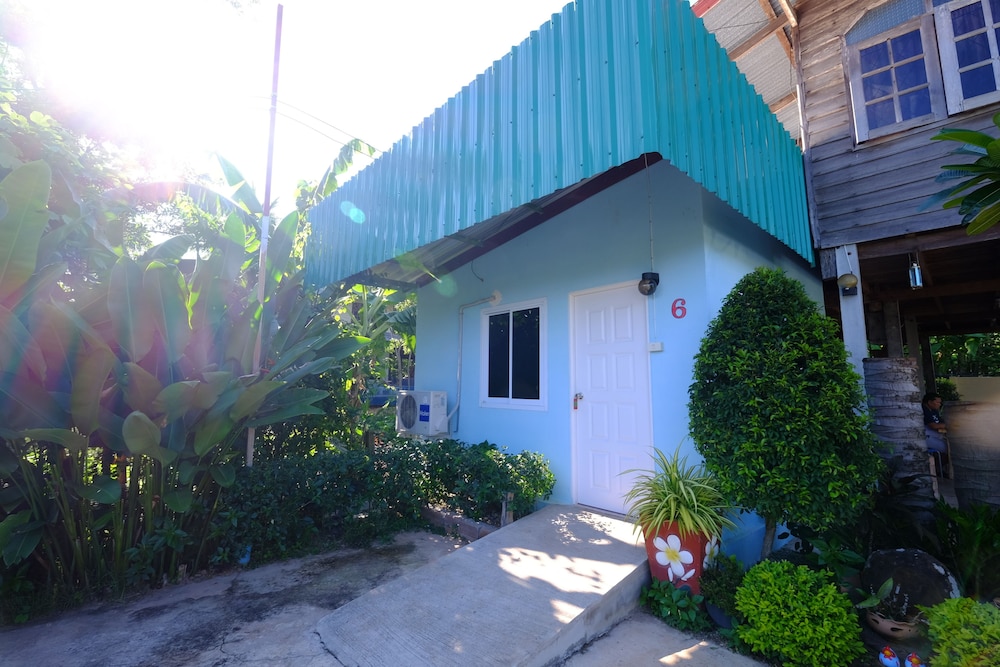 Huenhimphu Resort - last minute hotel in Phu Phan