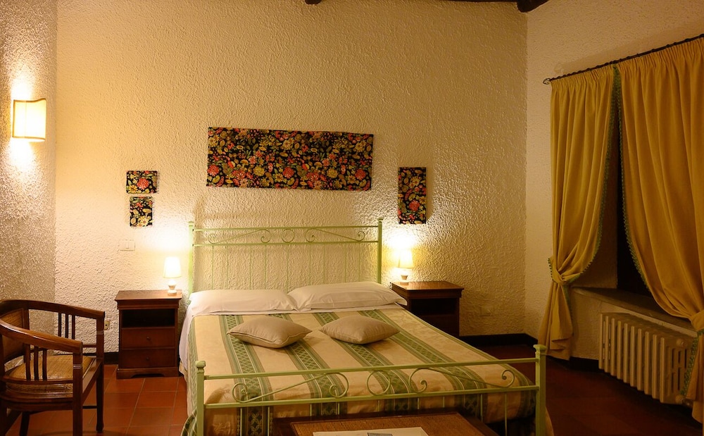 Borgo Antico Resort Diffuso — hotel in Bassano In Teverina