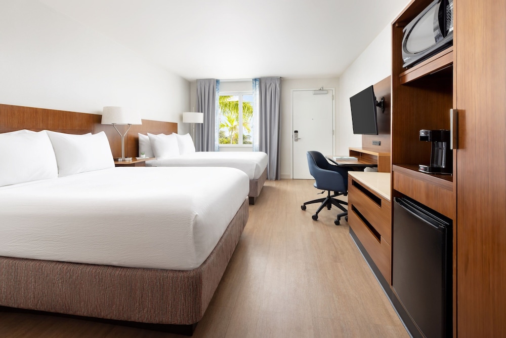 Fairfield by Marriott Inn & Suites Key West at The Keys Collection - photo 13