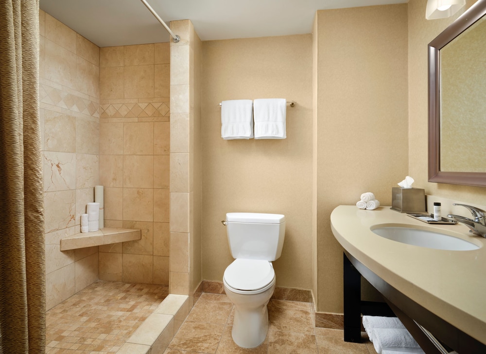 West Inn & Suites - photo 18