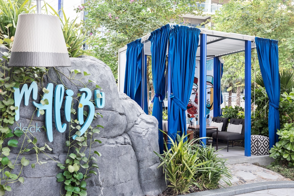 מזון ומשקאות