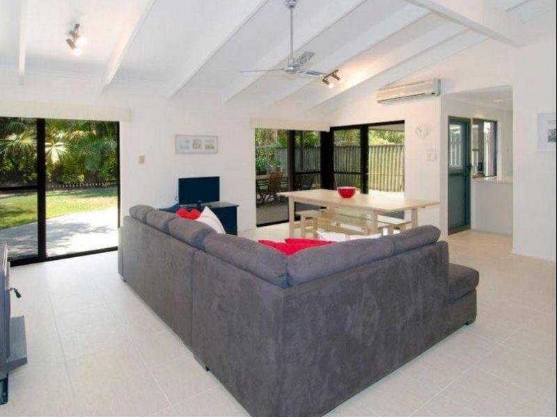 Oceanic 423 Beach House — 4-Star Luxury Hotel in Sunshine Coast, Australia