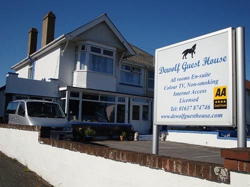 Dewolf — 4-Star Luxury Hotel in Newquay, United Kingdom