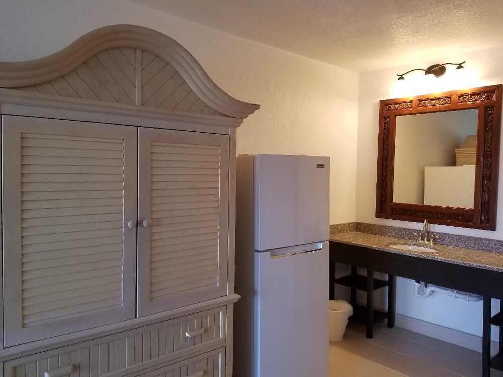 Extended Stay Brunswick - photo 22