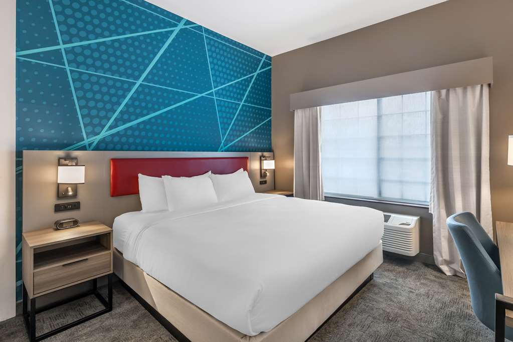 Comfort Suites Redmond Airport - photo 70