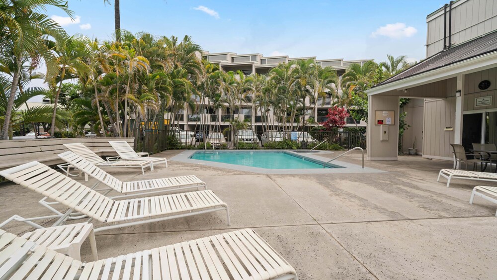 Kailua Bay Resort 3301 Two Bedroom Condo - photo 19