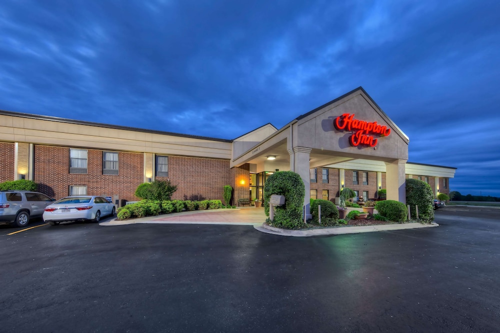 Hampton Inn by Hilton Clarksville - photo 40