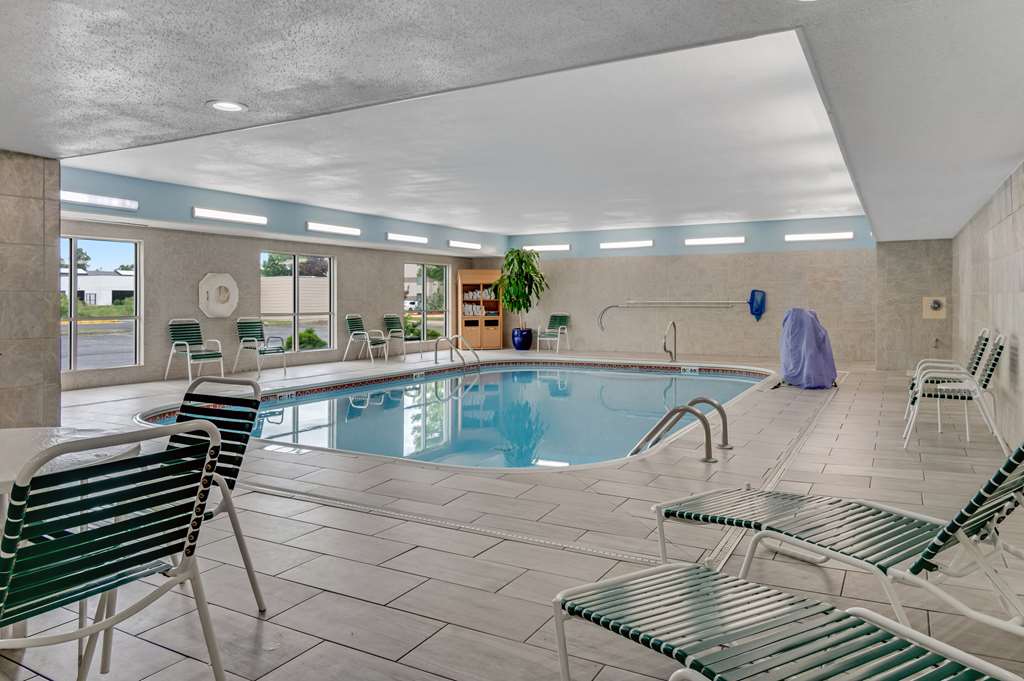 Country Inn & Suites by Radisson Grand Rapids Airport MI - photo 31