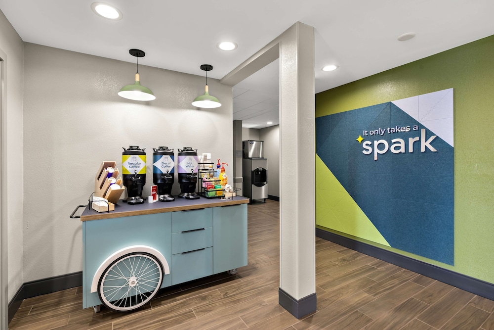 Spark by Hilton Tifton - photo 4