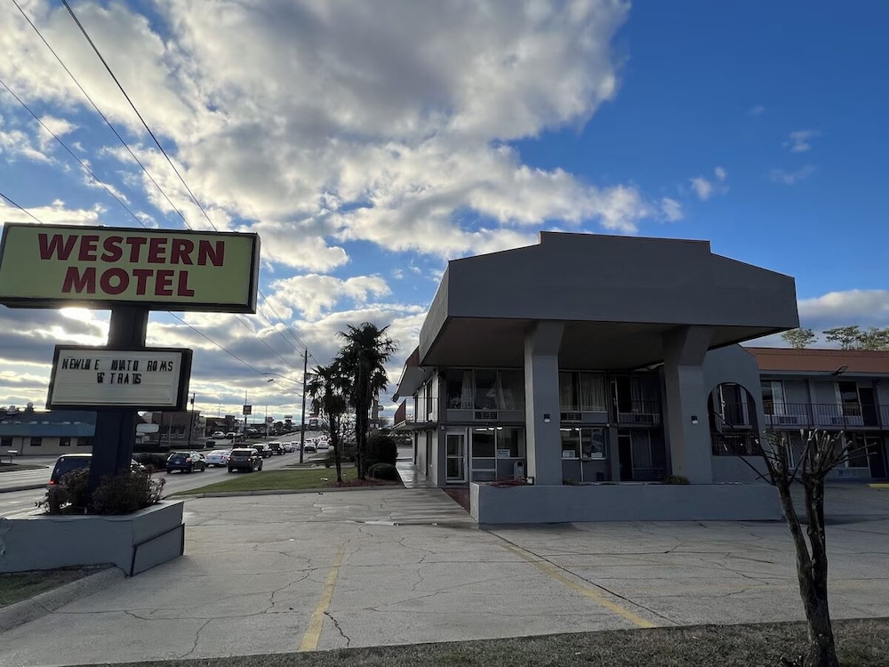 Western Motel — hotel in Hattiesburg