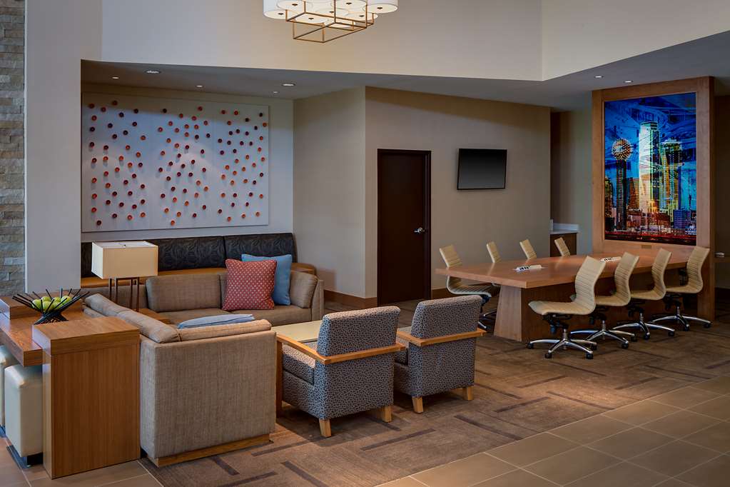 Hyatt Place Dfw in Dallas, United States