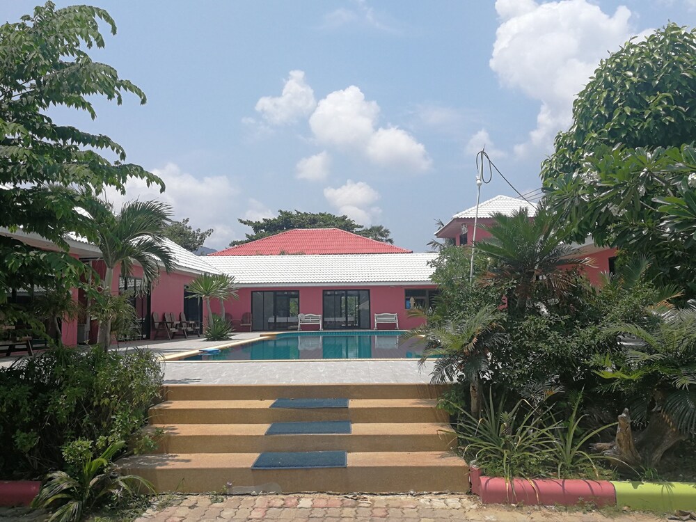 Fisherman Resort in Sam Roi Yot, Thailand