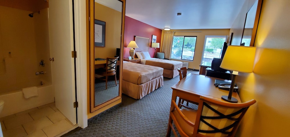 Olympic View Inn - photo 19