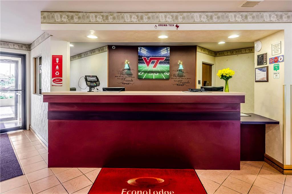 Econo Lodge Christiansburg Blacksburg I 81 - photo 4