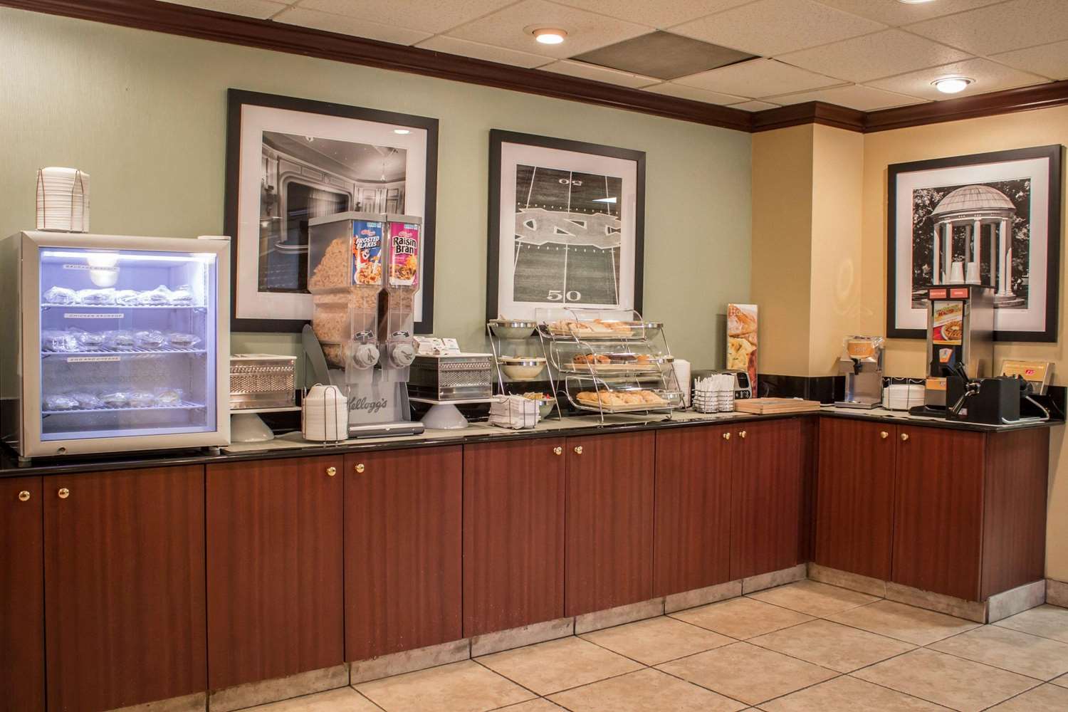 Quality Inn Chapel Hill University Area - photo 11