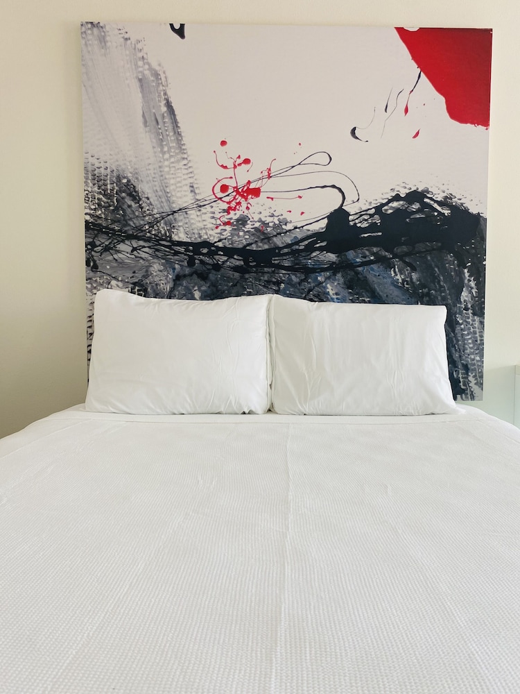 A & S Vacation Rooms - photo 9