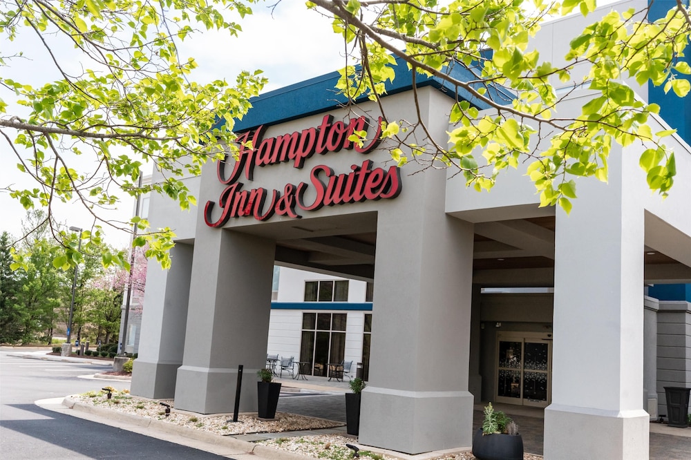 Hampton Inn & Suites Leesburg - photo 46