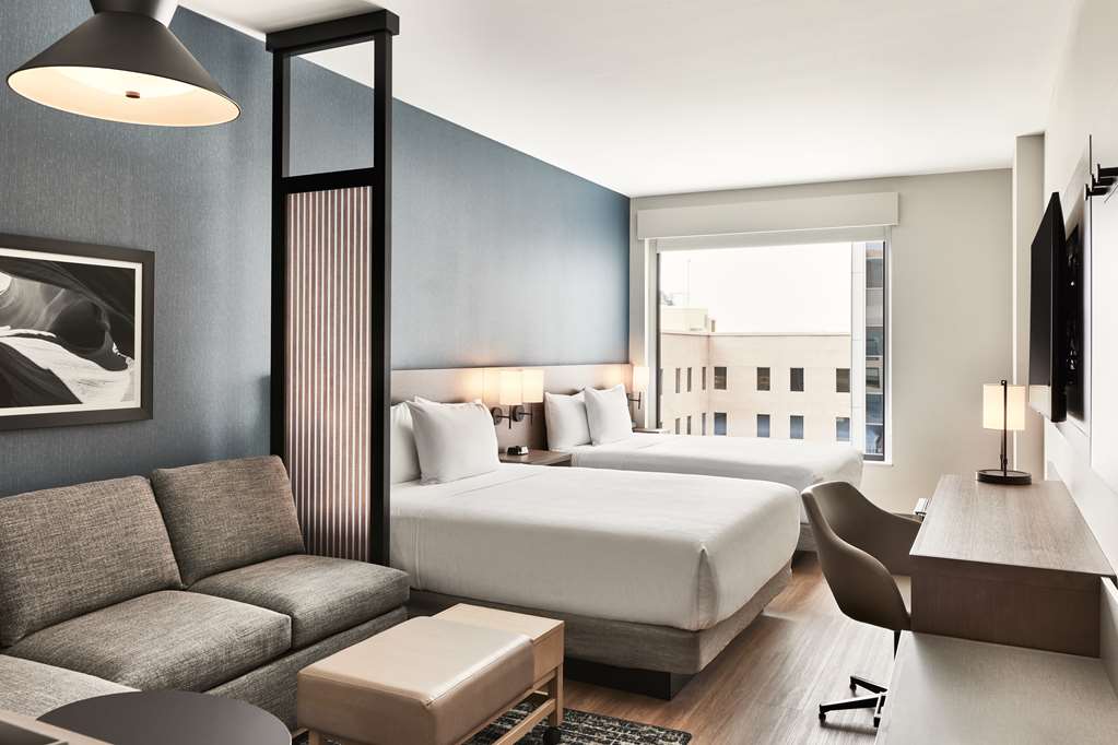 Hyatt Place Phoenix Downtown - photo 13