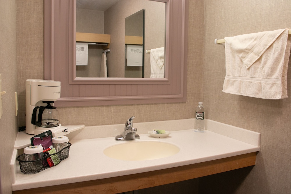 Essenhaus Inn & Conference Center - photo 47